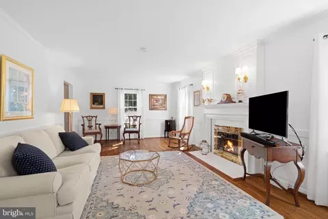 Living - 13714 Harcum Rd, Phoenix, MD 21131 photo 1 of 2