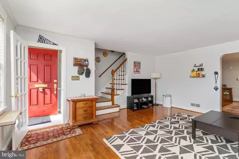 Entry Way - 1582 Dellsway Rd, Towson, MD 21286 photo 1 of 4