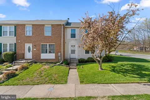 2 Ramsgate Ct, Halethorpe, MD 21227