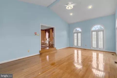 Living - 56 Bellchase Ct, Pikesville, MD 21208 photo 1 of 8