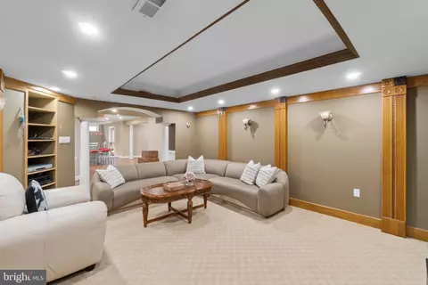 Living - 56 Bellchase Ct, Pikesville, MD 21208 photo 7 of 8