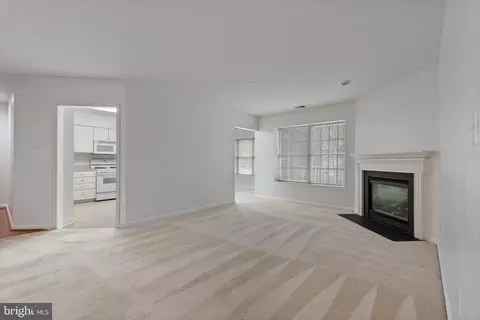 641 Straffan Dr #201, Lutherville Timonium, MD 21093