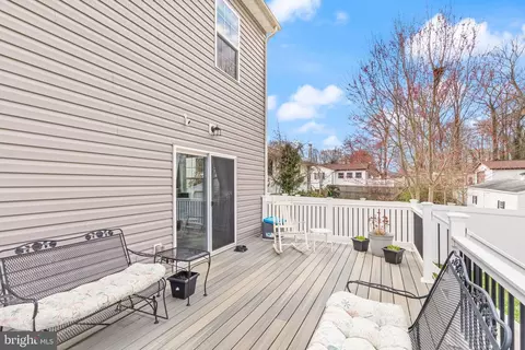 Exterior - 13118 Miles Rd, Middle River, MD 21220 photo 5 of 8