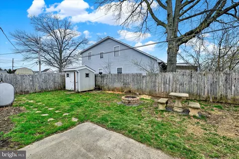 Exterior - 563 Compass Rd, Middle River, MD 21220 photo 1 of 3