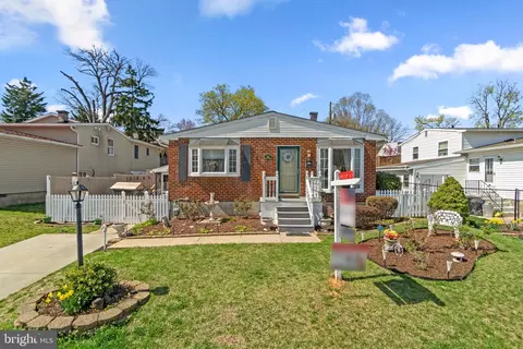 18 Arkla Ct, Catonsville, MD 21228