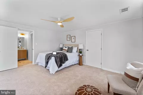 3301 Rolling Rd, Windsor Mill, MD 21244 photo 13