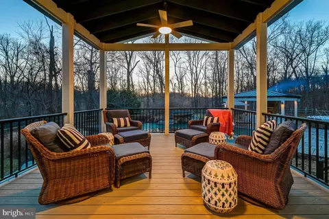 Exterior - 27 Thomas Shilling Ct, Upperco, MD 21155 photo 2 of 7