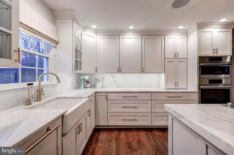 Kitchen - 27 Thomas Shilling Ct, Upperco, MD 21155 photo 4 of 5