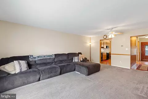 3916 Hunt Harbor Rd, Middle River, MD 21220 photo 6