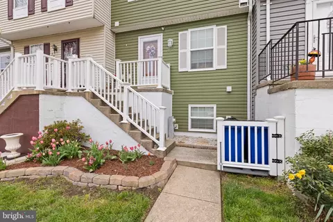 3916 Hunt Harbor Rd, Middle River, MD 21220 photo 2
