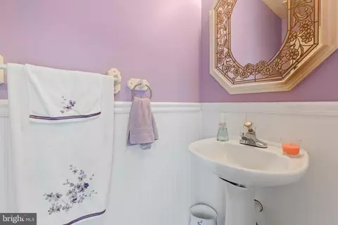 3916 Hunt Harbor Rd, Middle River, MD 21220 photo 9