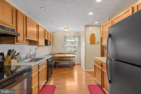 3916 Hunt Harbor Rd, Middle River, MD 21220 photo 7