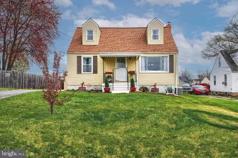 Exterior - 209 Middle River Rd, Middle River, MD 21220 photo 4 of 4