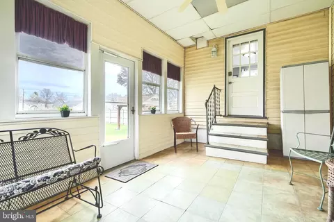 Exterior - 209 Middle River Rd, Middle River, MD 21220 photo 1 of 4