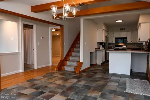 1135 Beech Dr, Middle River, MD 21220 photo 8