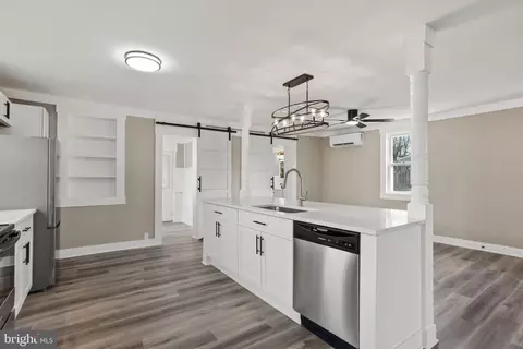 7306 Hughes Ave, Sparrows Point, MD 21219 photo 9