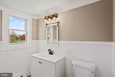 7306 Hughes Ave, Sparrows Point, MD 21219 photo 15