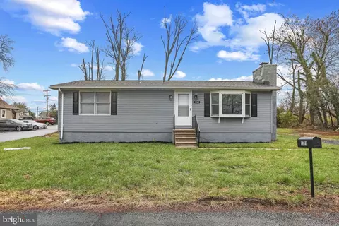9529 Fuller Ave, Parkville, MD 21234