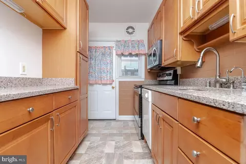 204 Kingston Rd, Middle River, MD 21220 photo 11