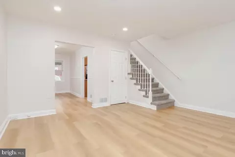 204 Kingston Rd, Middle River, MD 21220 photo 4