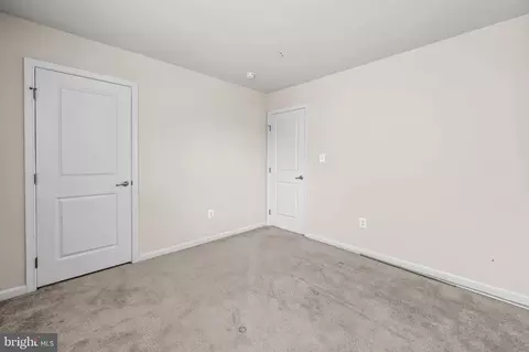 906 Oakfields Ct, Middle River, MD 21220 photo 25
