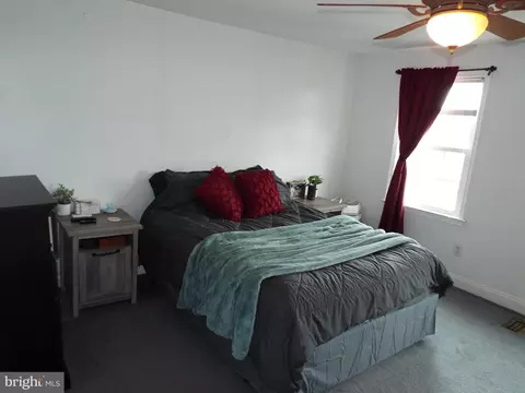 Bedroom - 5486 Oakland Rd, Halethorpe, MD 21227 photo 3 of 3