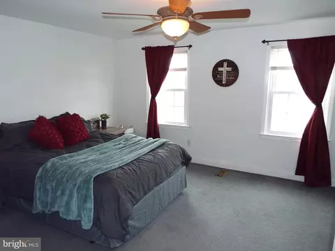 Bedroom - 5486 Oakland Rd, Halethorpe, MD 21227 photo 1 of 3