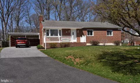 9816 Richlyn Dr, Perry Hall, MD 21128