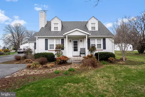 12712 Manor Rd, Glen Arm, MD 21057