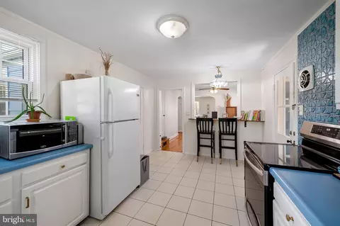Kitchen - 1208 Overbrook Rd, Idlewylde, MD 21239 photo 4 of 5