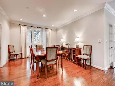 51 Taverngreen Ct, Baltimore, MD 21209 photo 8