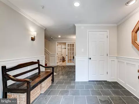 51 Taverngreen Ct, Baltimore, MD 21209 photo 4