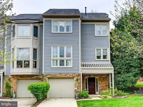51 Taverngreen Ct, Baltimore, MD 21209 photo 2