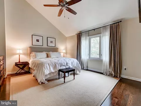 51 Taverngreen Ct, Baltimore, MD 21209 photo 17