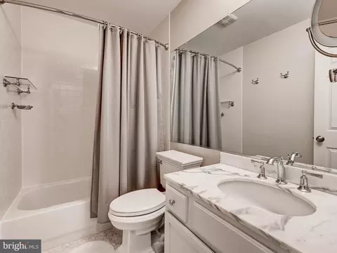 51 Taverngreen Ct, Baltimore, MD 21209 photo 26