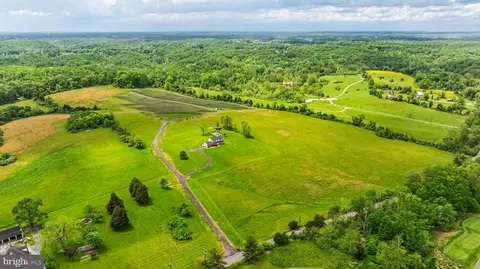 View/Area - 2316 Ridge Rd, Windsor Mill, MD 21244 photo 4 of 4
