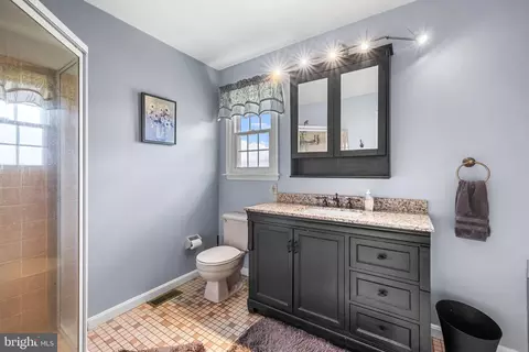 Bath - 2316 Ridge Rd, Windsor Mill, MD 21244 photo 2 of 5