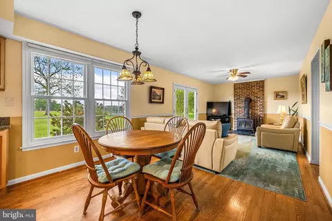 Dining - 2316 Ridge Rd, Windsor Mill, MD 21244 photo 1 of 4