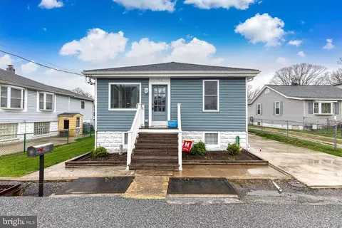 7310 Betz Ave, Sparrows Point, MD 21219