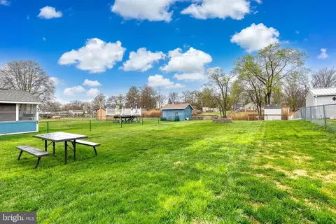 Exterior - 7310 Betz Ave, Sparrows Point, MD 21219 photo 2 of 4