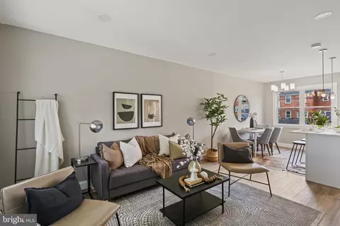 48 Berkshire Rd, Essex, MD 21221