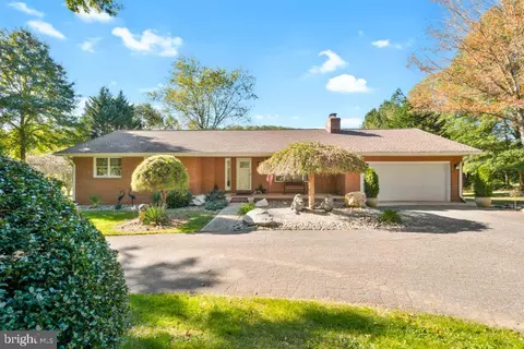 12120 Harford Rd, Glen Arm, MD 21057