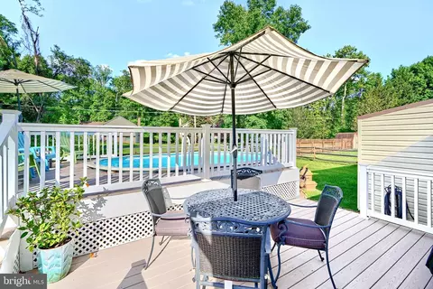 1956 Sue Creek Dr, Essex, MD 21221