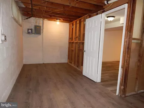 5647 Arnhem Rd, Baltimore, MD 21206 photo 19