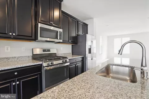306 Bevington St, Middle River, MD 21220 photo 12