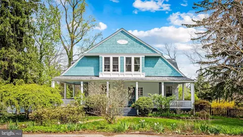 1018 Windsor Rd, Pikesville, MD 21208