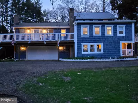 Exterior - 18350 Falls Rd, Hampstead, MD 21074 photo 17 of 19