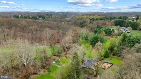 View/Area - 18350 Falls Rd, Hampstead, MD 21074 photo 1 of 1