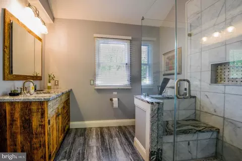 Bath - 18350 Falls Rd, Hampstead, MD 21074 photo 3 of 4