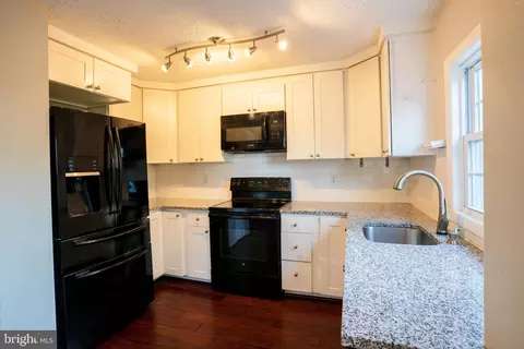 Kitchen - 36 Perryfalls Pl, Nottingham, MD 21236 photo 3 of 3